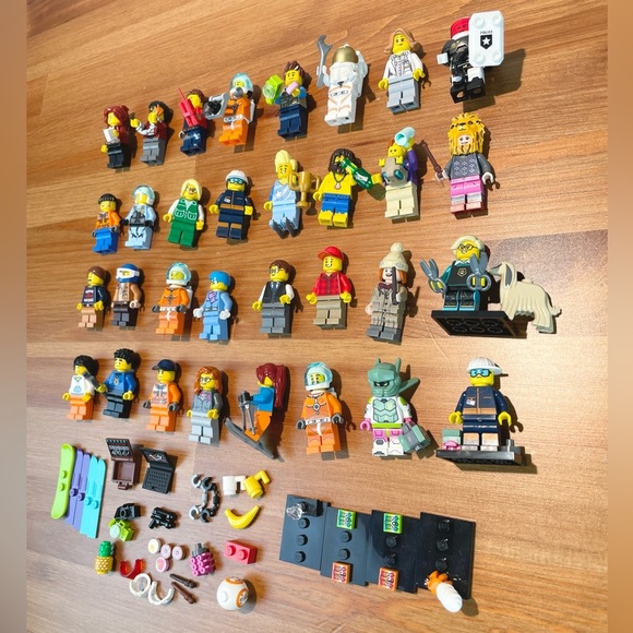 Lego Minifigures Lot of 32 Assorted Harry Potter Snowboard Skier Accessories - Picture 7 of 13